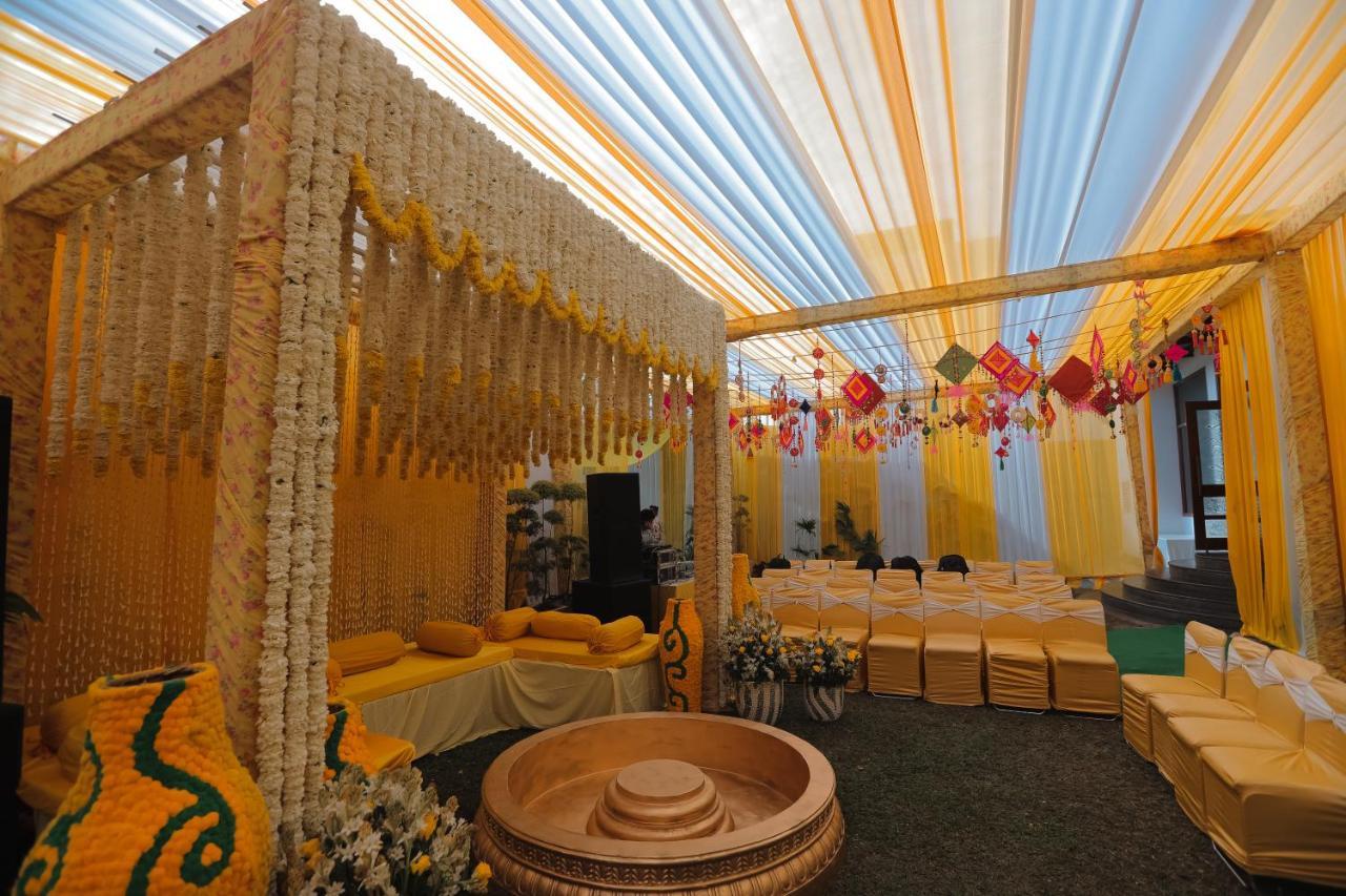 โรงแรมแซฟฟรอน ลีฟ เดห์ราดุน ภายนอก รูปภาพ