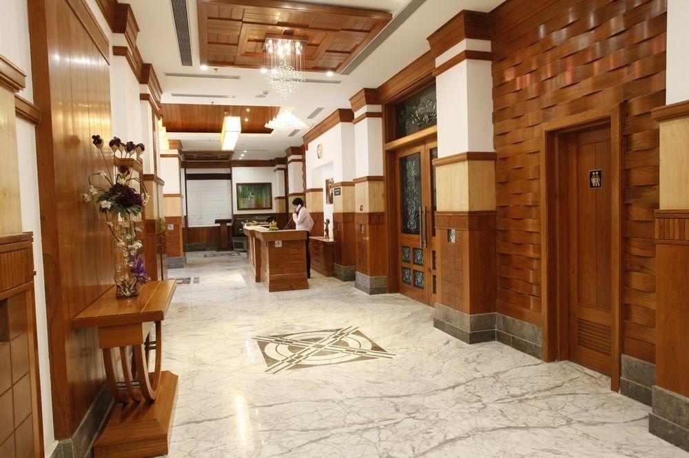 โรงแรมแซฟฟรอน ลีฟ เดห์ราดุน ภายนอก รูปภาพ